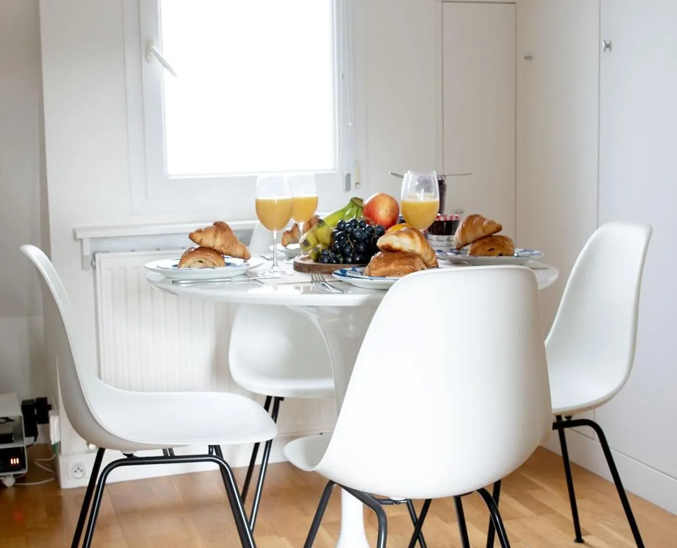 Eiffel 2Br Avenue Apartment Paris France